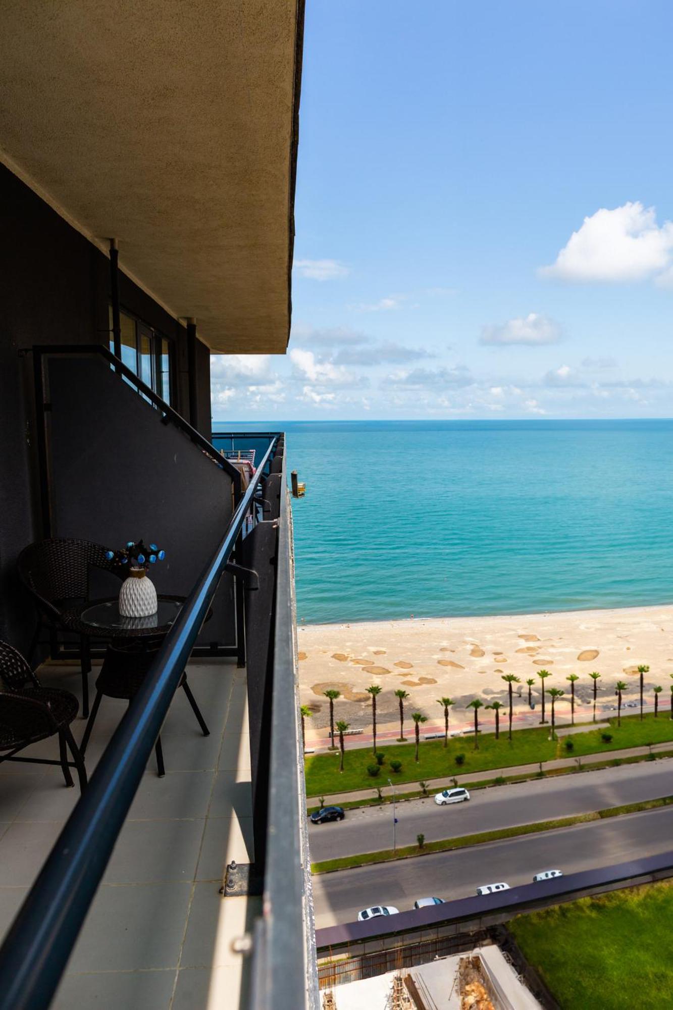 Beach Tower By G-Point باتومي المظهر الخارجي الصورة